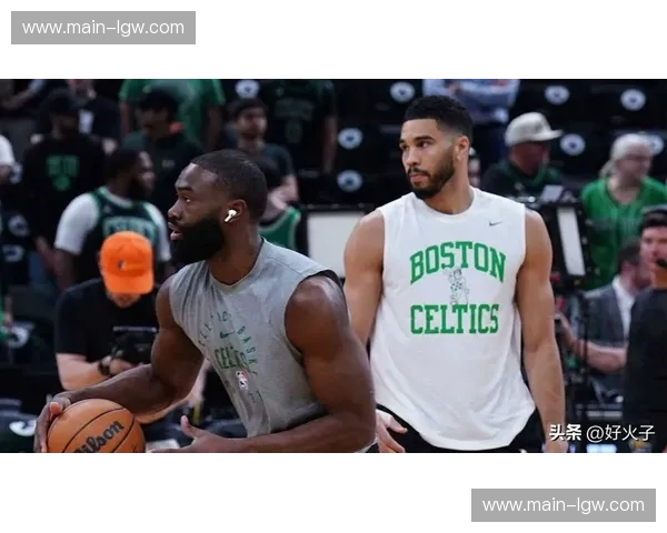 凯尔特人塔图姆复出在即 布朗状态火热但替补控卫深度告急 凯尔特人塔图姆复出在即 布朗状态火热但替补控卫深度告急